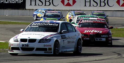 WTCC_2006_Race_10_Curitiba_later.jpg